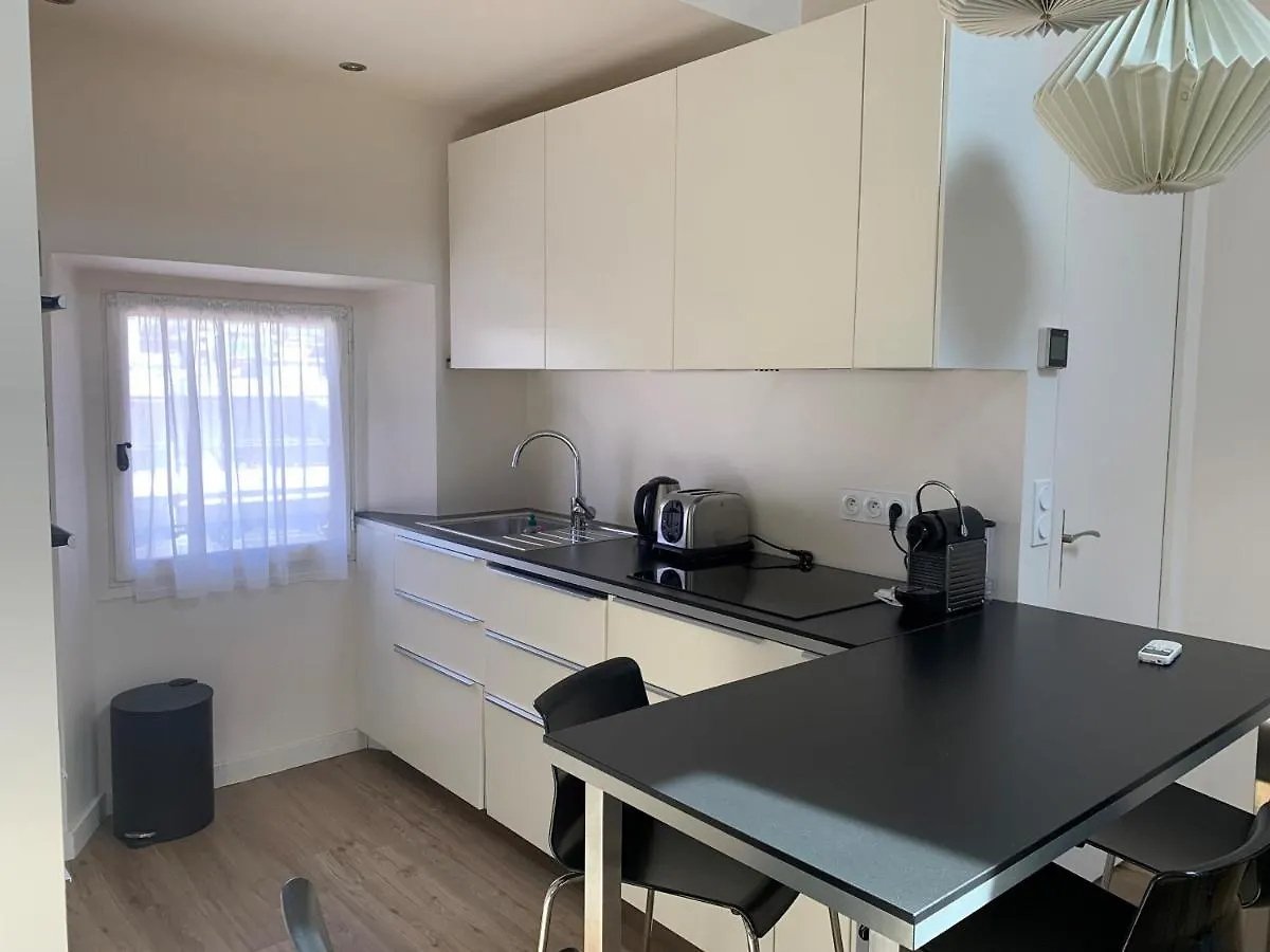 Large Studio Flat 4 Pax Thu9 カンヌ